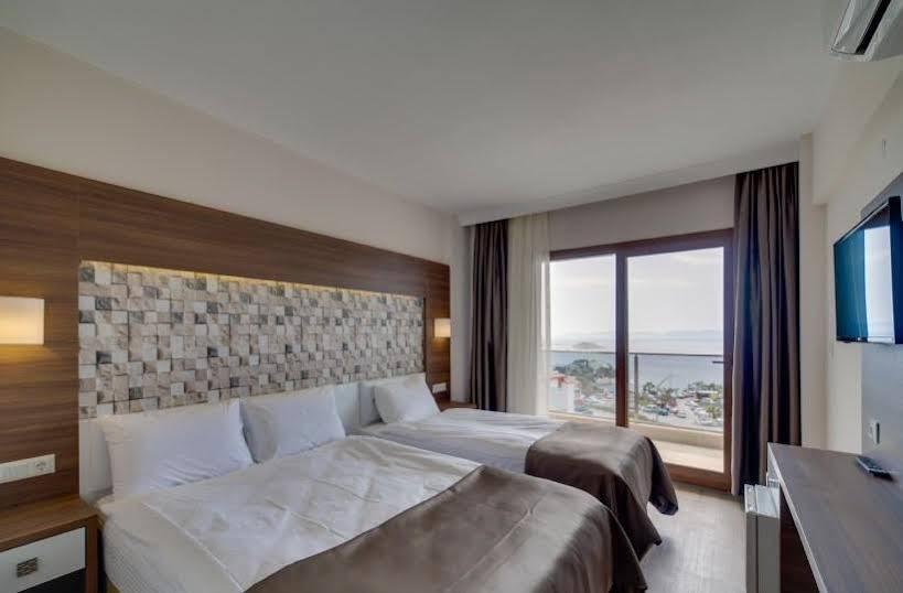 Comfort Ada Class Hotel Kuşadası Buitenkant foto