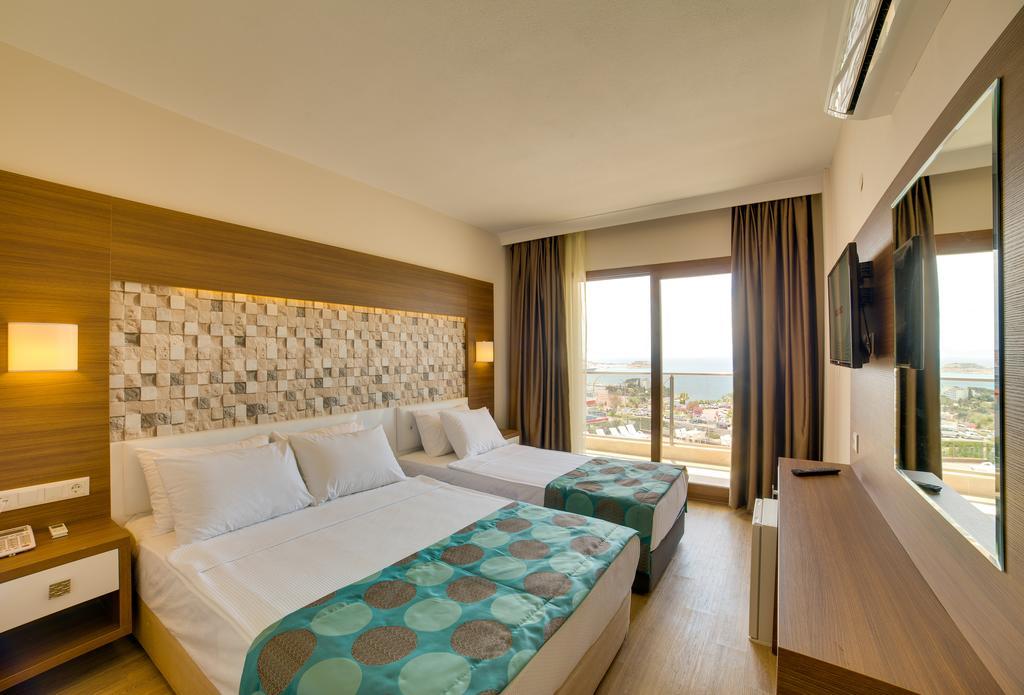 Comfort Ada Class Hotel Kuşadası Kamer foto