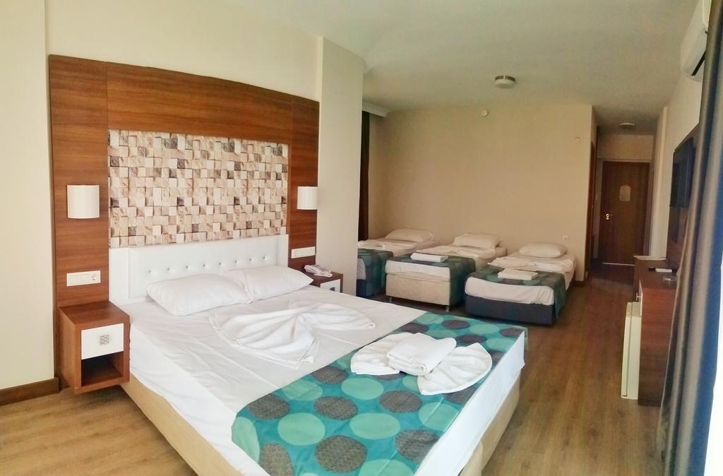 Comfort Ada Class Hotel Kuşadası Buitenkant foto